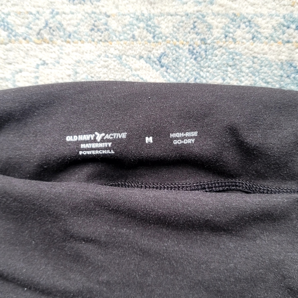🌿🎉HP🎉 Old Navy Maternity Rollover Waist PowerChill Bootcut Leggings [MM]🌿 - Picture 5 of 10